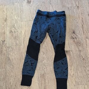 Athleta Black and Blue Geometric Leggings